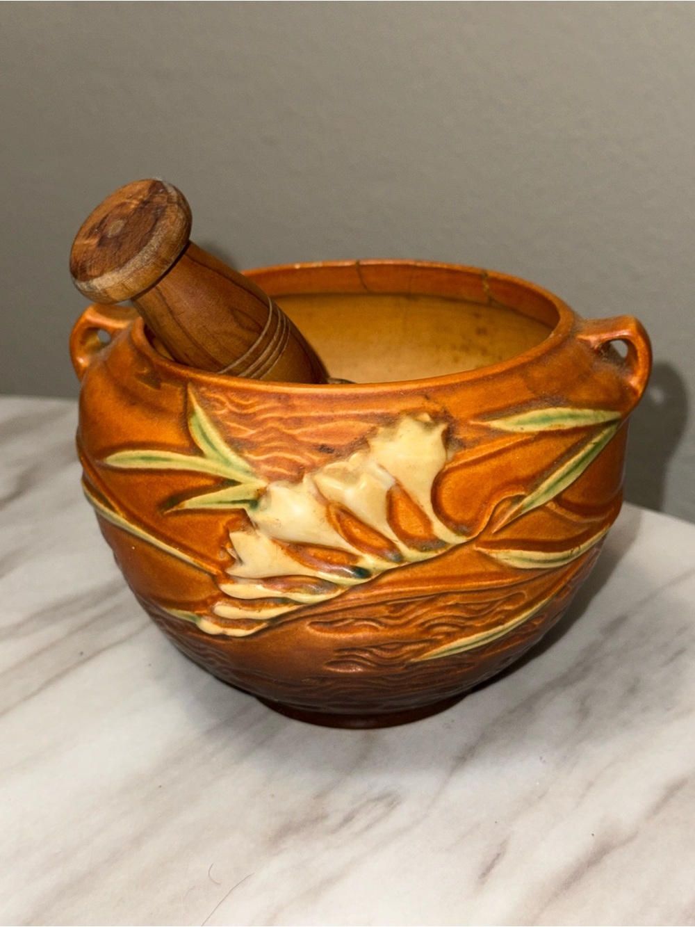 Roseville Pottery jardiniere or planter in the Freesia pattern vintage